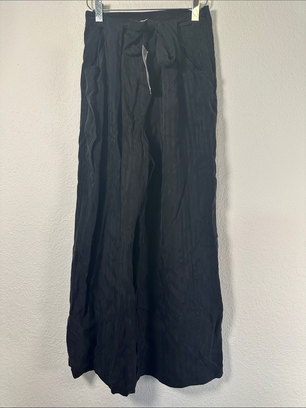 Amour Vert Black Stripe Wide Leg Ankle Pants